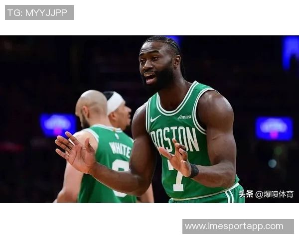 凯尔特人开季遭遇三连败杰伦布朗表现抢眼场均近30分