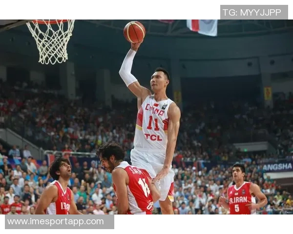 媒体人评论阿联与小杨遭黑评现象引发热议 媒体人评论阿联与小杨遭黑评现象引发热议